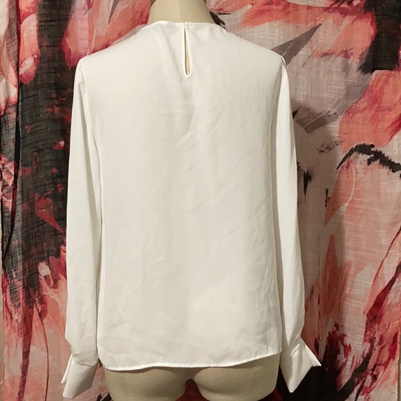 Zara beautiful blouse - Picture 3 of 9